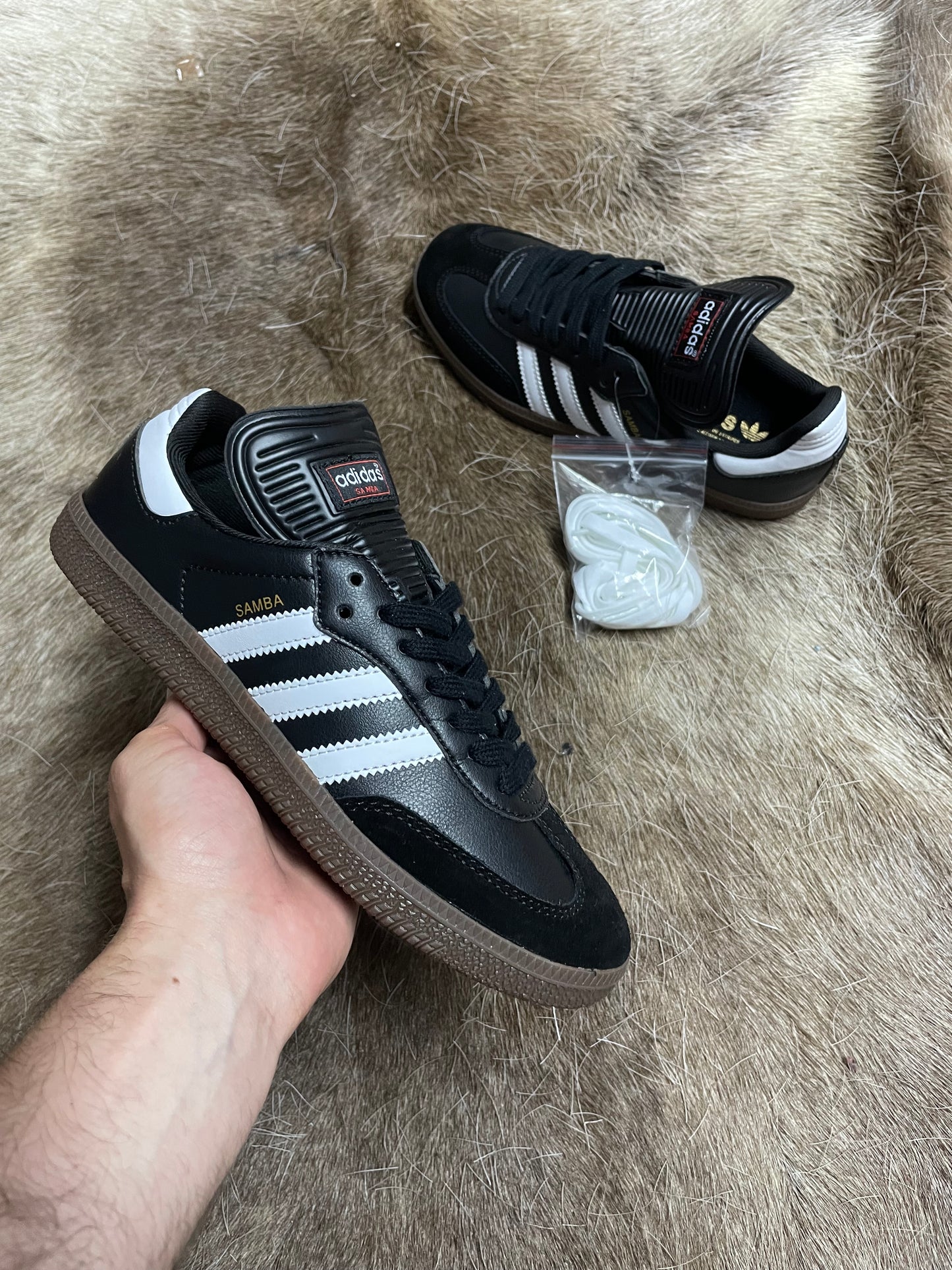 ADIDAS SAMBA NEGRAS