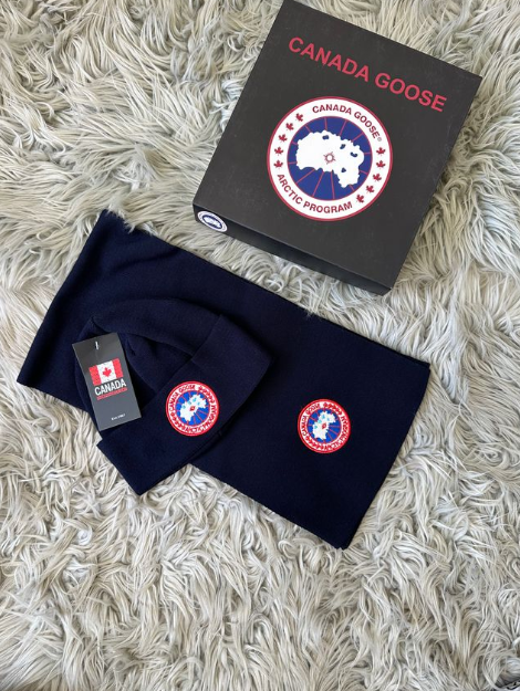 GORRO Y BUFANDA CANADA GOOSE