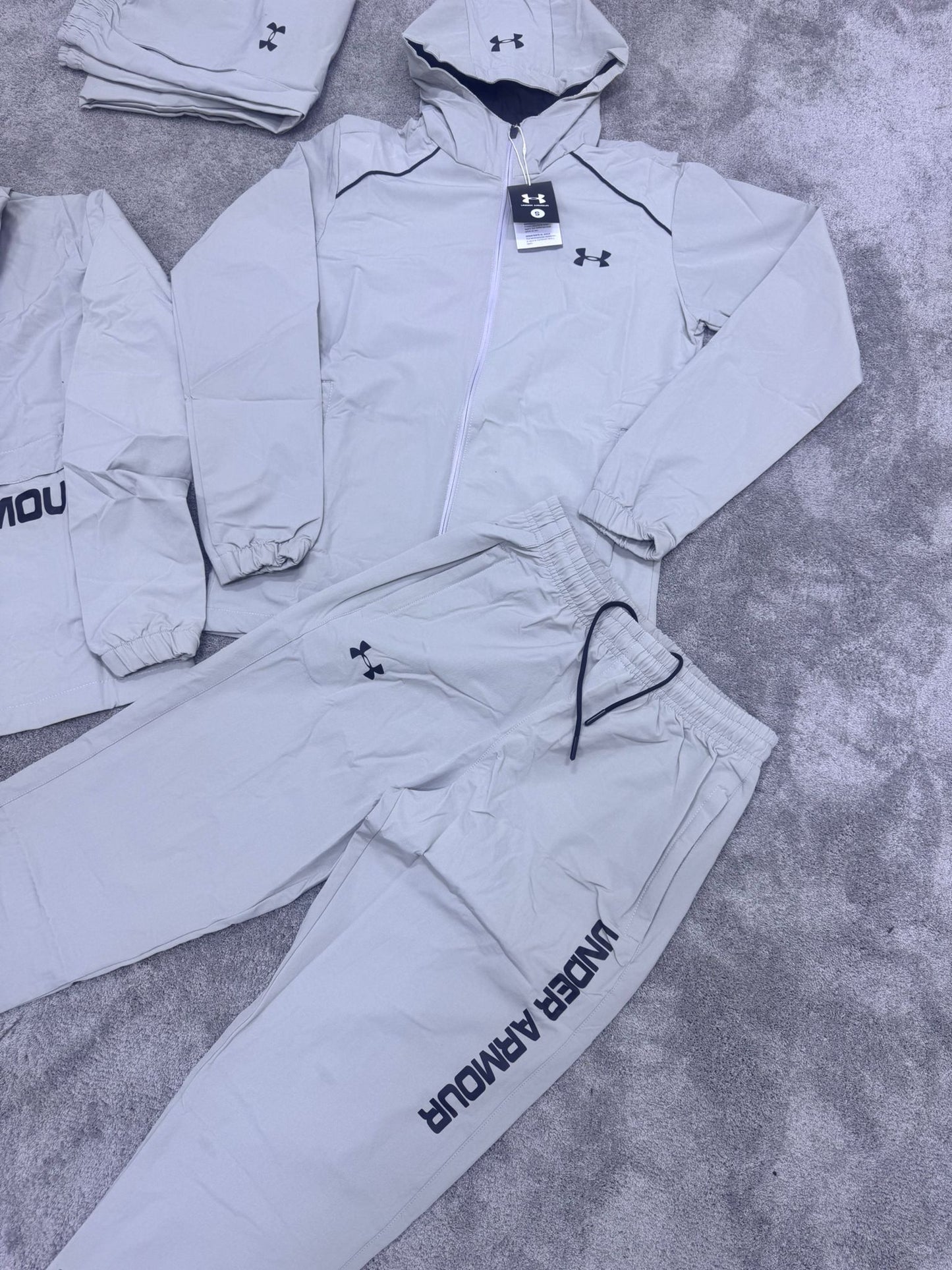 CHANDAL UNDER ARMOUR