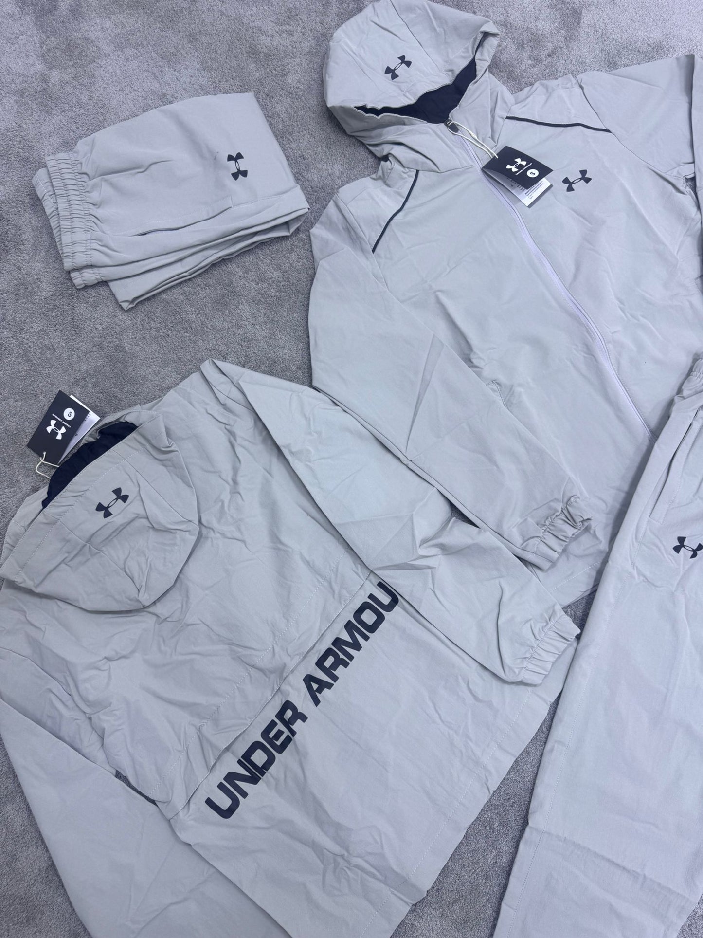 CHANDAL UNDER ARMOUR