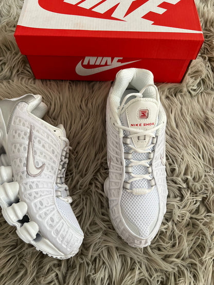 NIKE SHOX BLANCAS