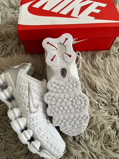 NIKE SHOX BLANCAS